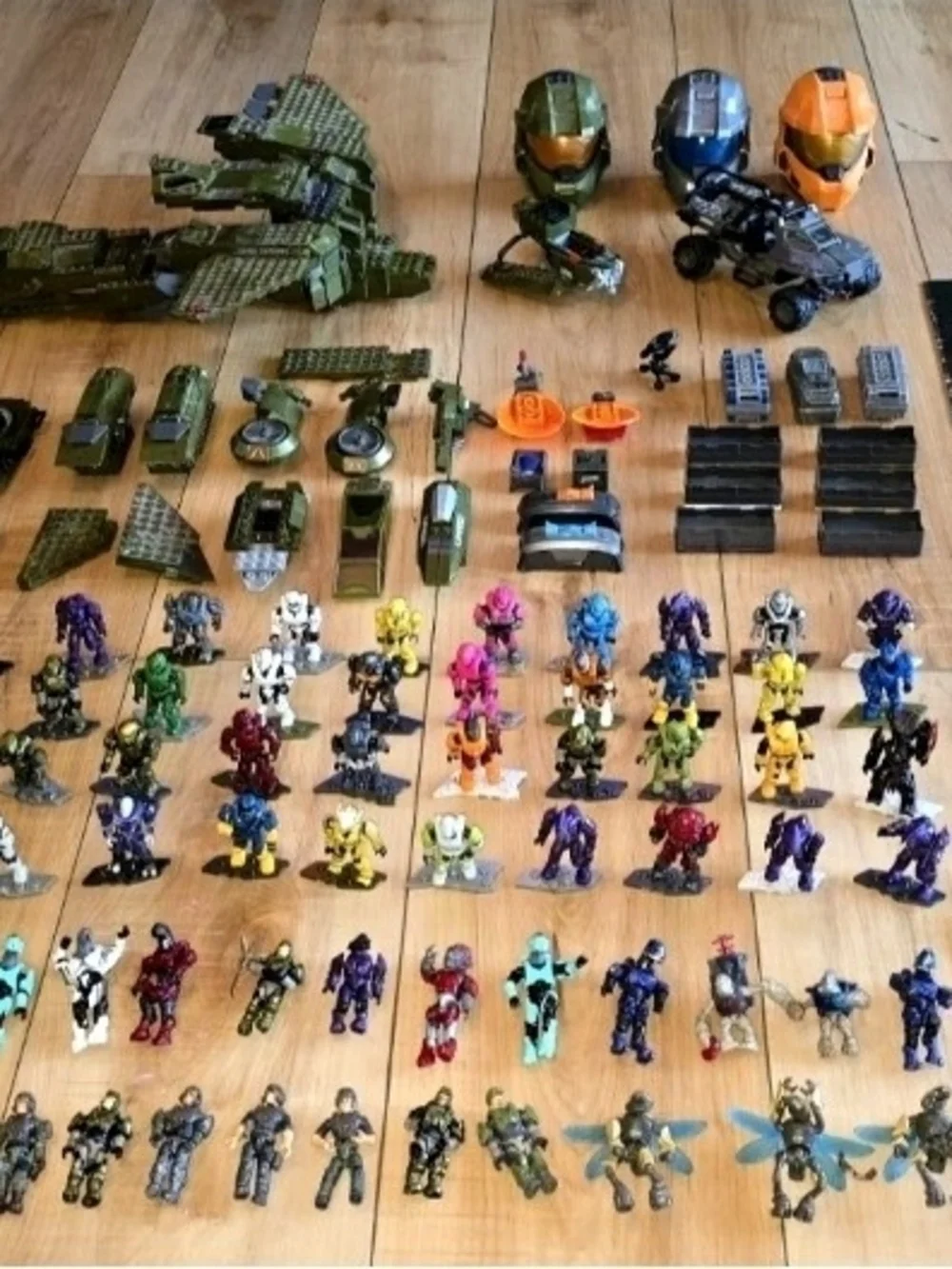 Mega Bloks Construx Halo Pelican Vehicles Minifigs Figures Guns Accessories Lot